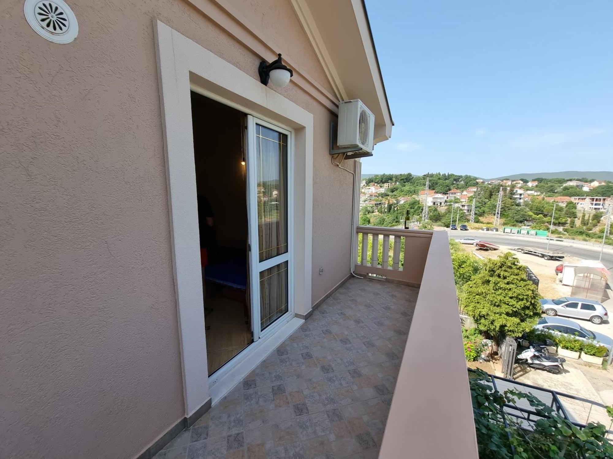 Apartments Popadic With Parking Herceg Novi Room photo