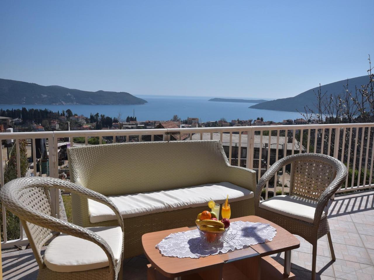 Apartments Popadic With Parking Herceg Novi Exterior photo